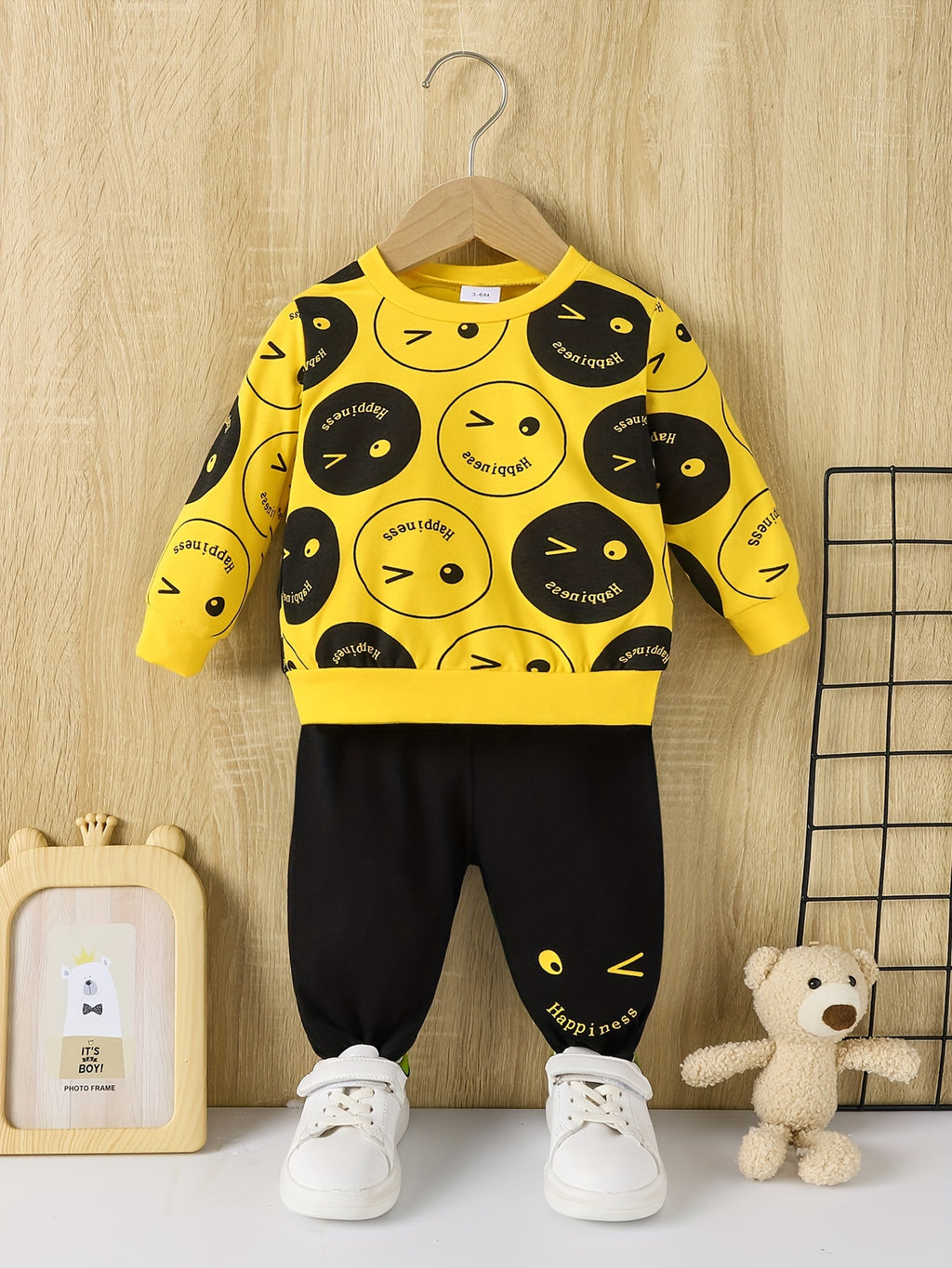 Trendy Happy Face Print Toddler Boy Sweatshirt and Jogger Set, Long Sleeve Fall Winter Kids Tracksuit