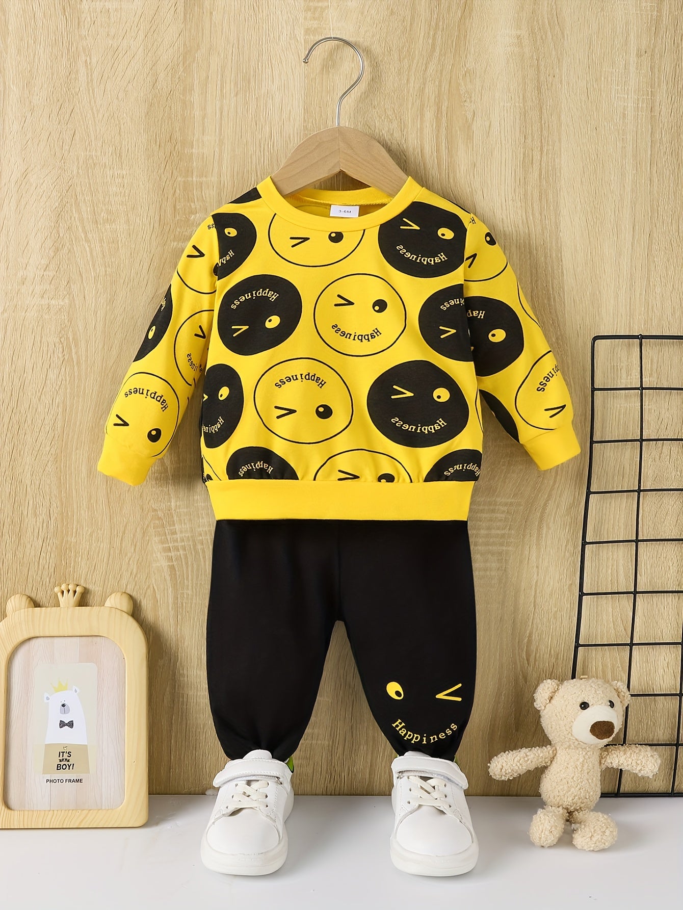 Trendy Happy Face Print Toddler Boy Sweatshirt and Jogger Set, Long Sleeve Fall Winter Kids Tracksuit