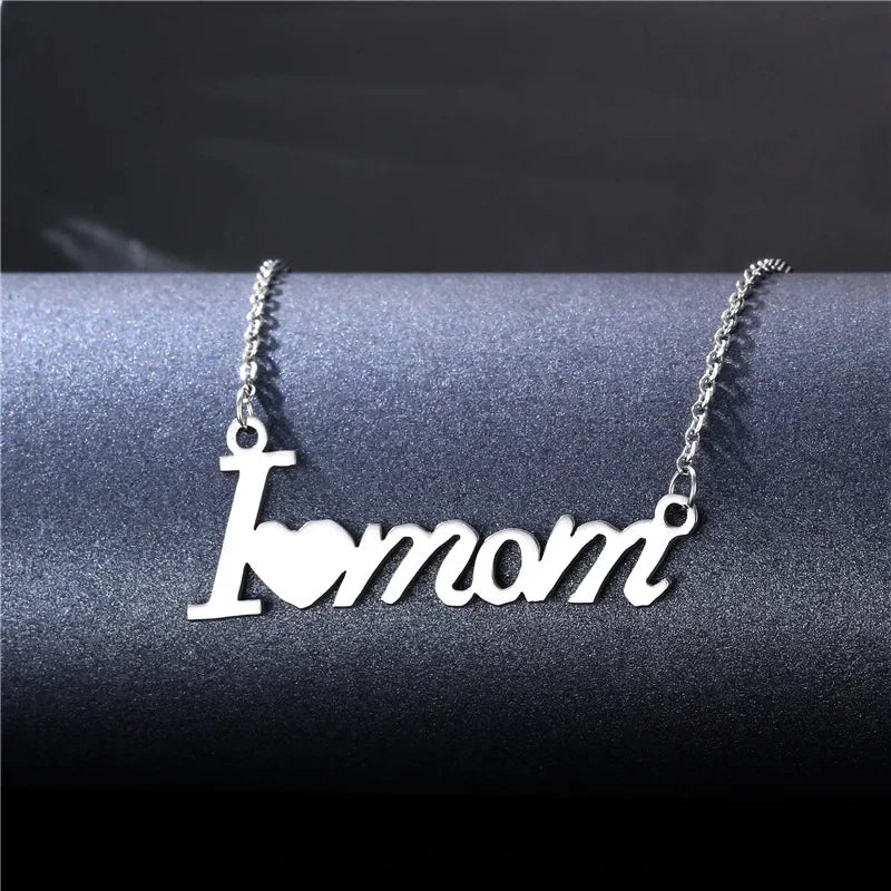 "JEWELRY" "Mom" pendant necklace for Mother's Day, with a name pendant. Mother's Day Mama Letter Pendant Necklace For Women Mom Nameplate Clavicle Chain Choker Stainless Steel Jewelry Minimal Gift