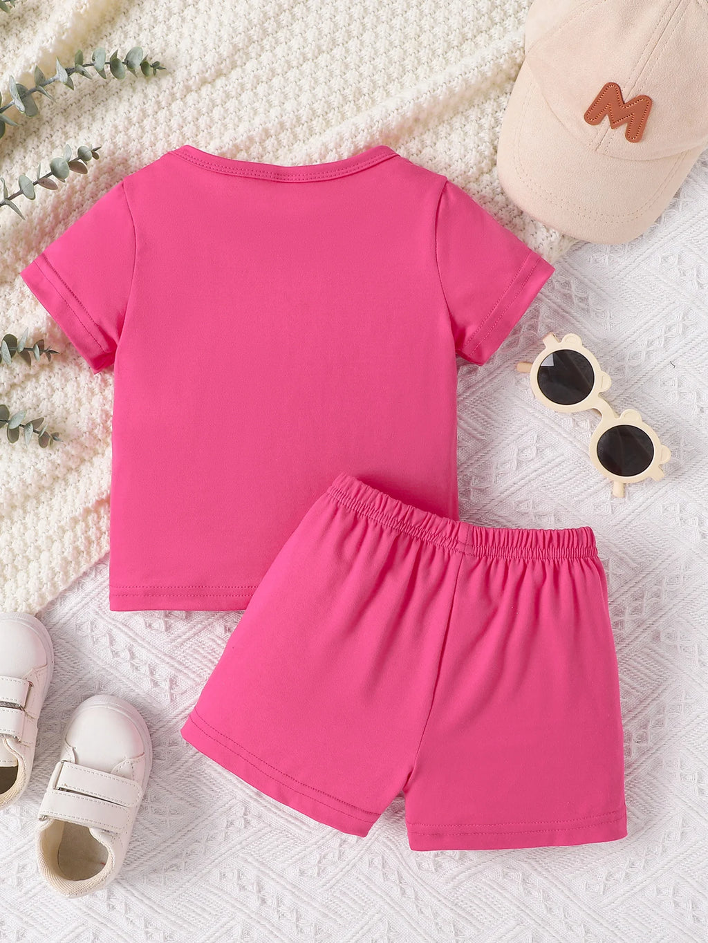 Baby girl cute cat pattern short sleeved top+casual shorts set suitable for outdoor sports