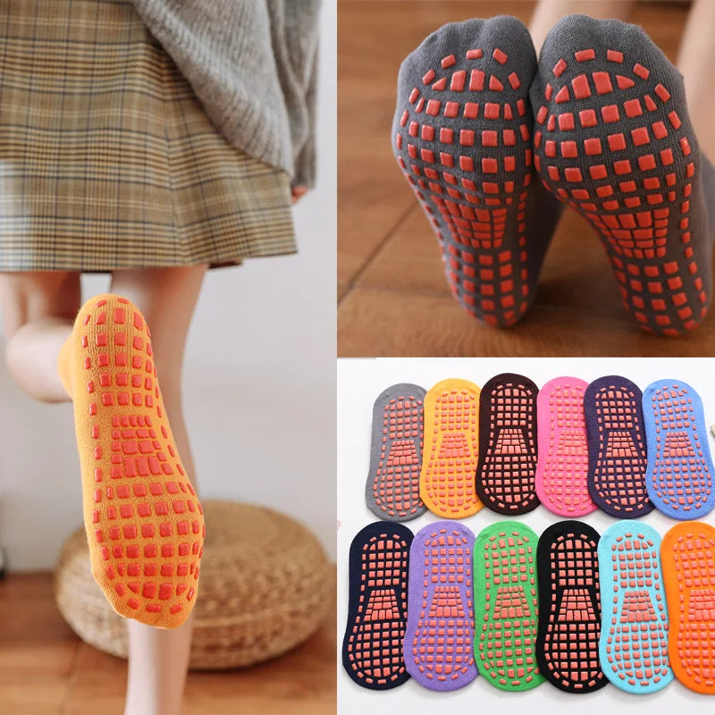 "VETEMENTS" Chaussettes antidérapantes pour enfants et adultes, garçons et filles