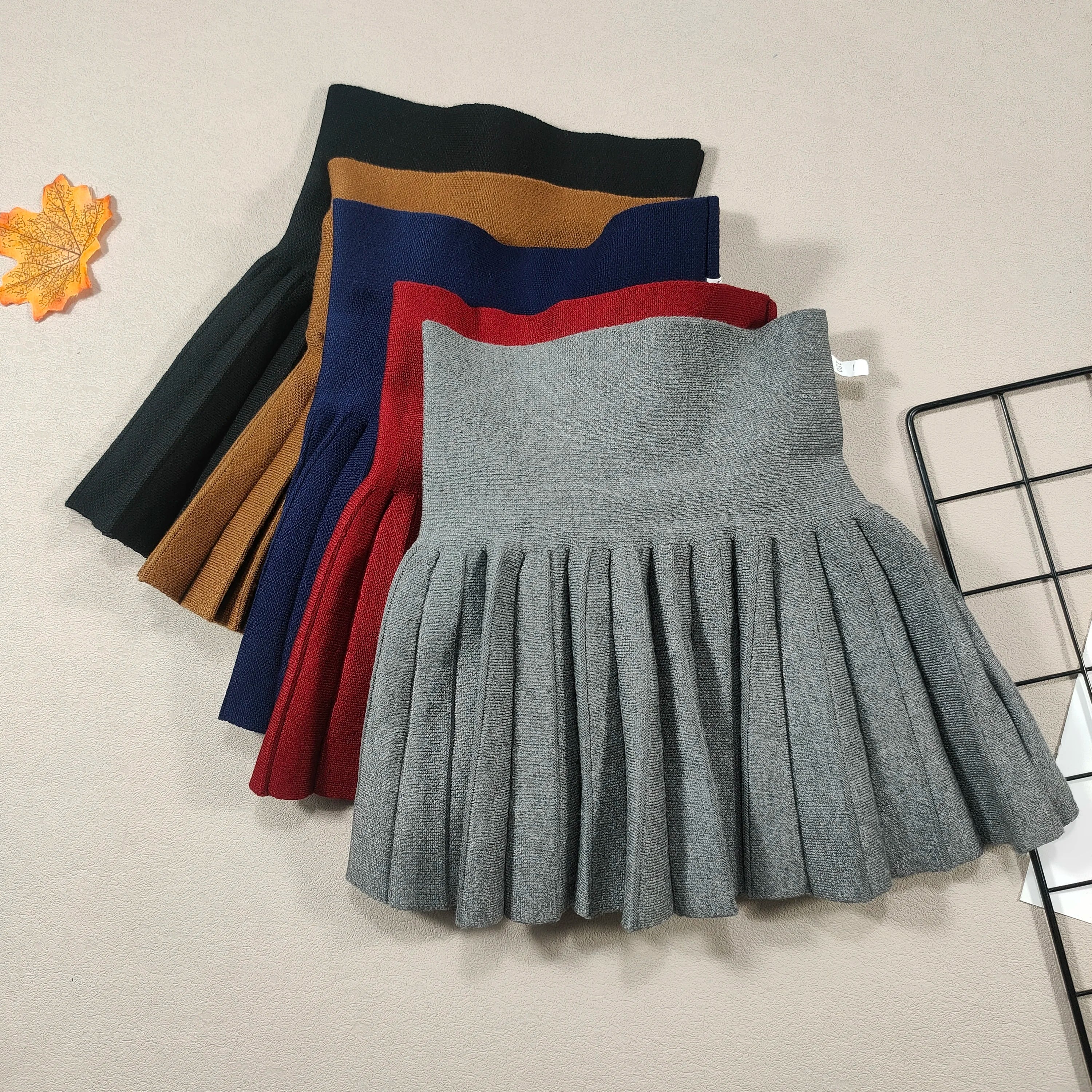 "VETEMENTS" Jupe enfant, jupe plissée fille, jupe unie, enfant de 2-12 ans