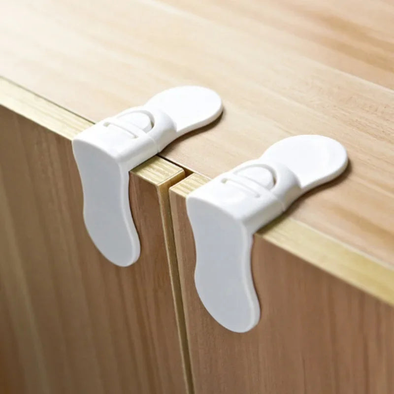 "ACCESSORY" Set of 5 safety locks for drawers and refrigerators, anti-pinch, child protection; 5/1PCS Baby Safety Locks Drawer Lock Anti-Pinching Hand Cabinet White Drawer Locks Refrigerator Lock Buckle Chil