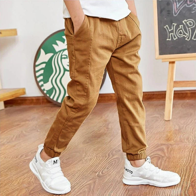 "VETEMENTS" Pantalon décontracté en cotonstyle  garçons,  sportwear 3 à 13 ans