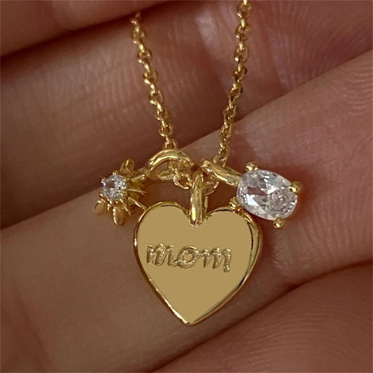 "JEWELRY" Necklace - Letter Mom - Zircon - Love Pendant - Choker Chain - Mother's Day Necklace Ins Wind Letter Mom Zircon Mama Necklace Love Pendant 18K Gold Plated Necklace Chain
