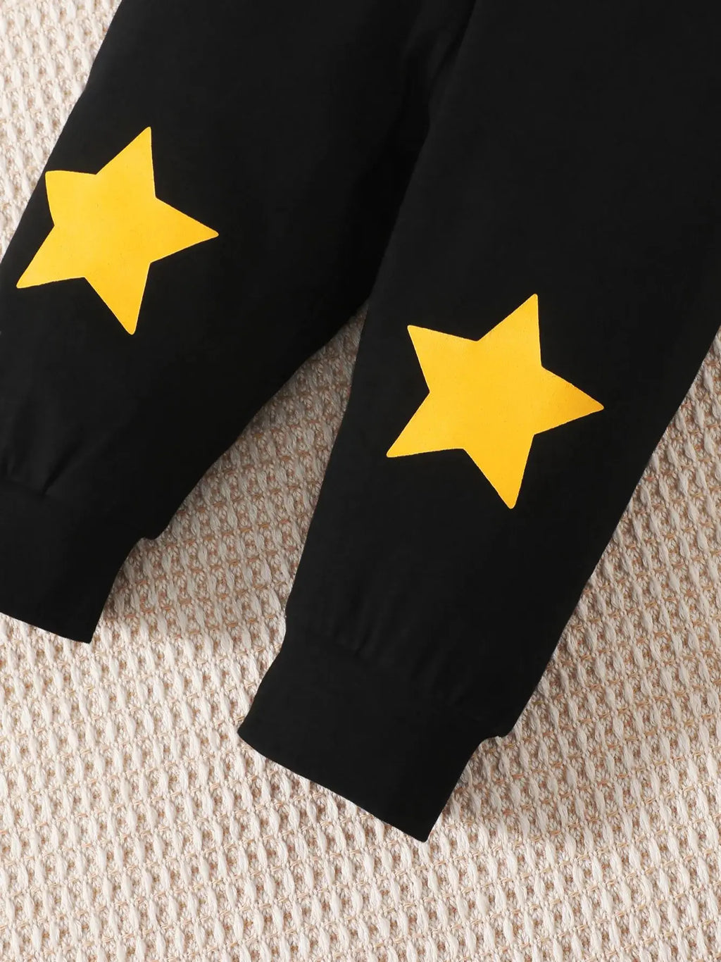 0-2 Year Old Newborn  Baby Boys Spring And Autumn Round Neck Long Sleeved New Year Holiday Jumpsuit Fashion Set