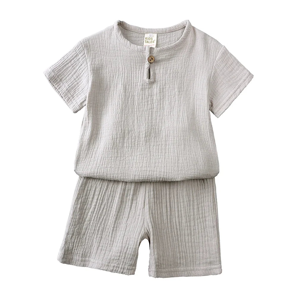 "VETEMENTS" Ensemble pour petits garçons et filles : T-shirt et short unis en coton et lin