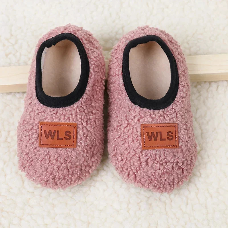 "CHAUSSURE" Pantoufles pour bébé en peluches, souples et antidérapantes, unisex