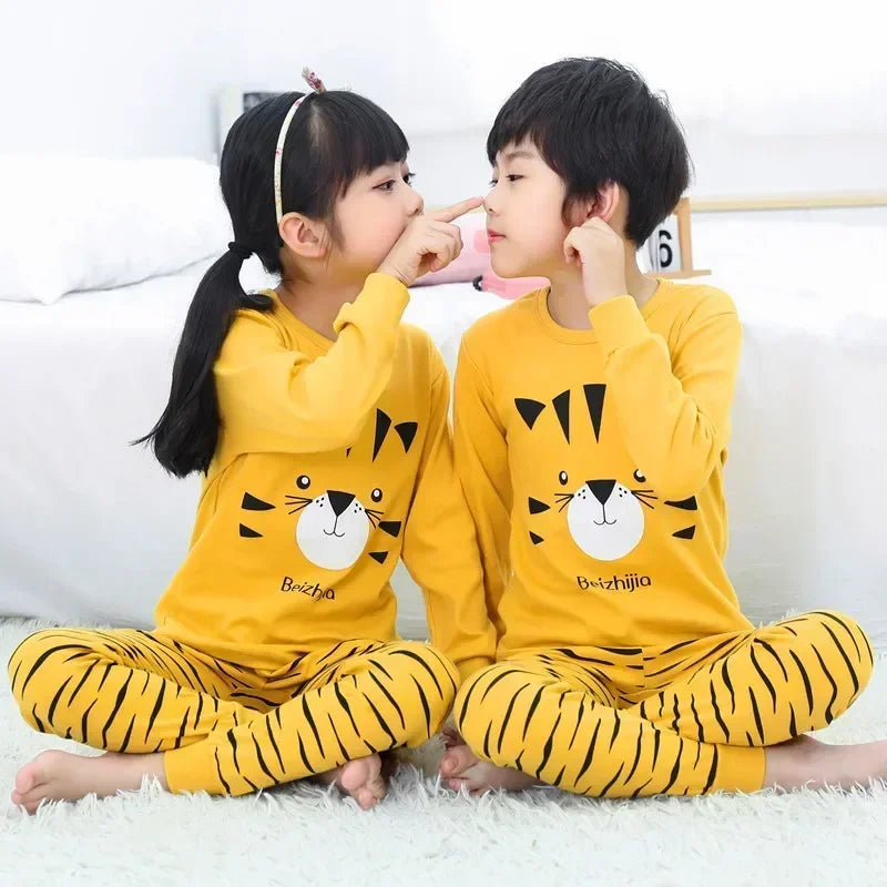 "VETEMENTS" Pyjamas à manches longues, vêtements de nuit pour enfants en coton de 2 à 14 ans.