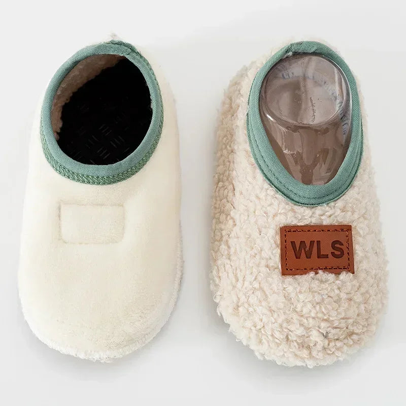 "CHAUSSURE" Pantoufles pour bébé en peluches, souples et antidérapantes, unisex