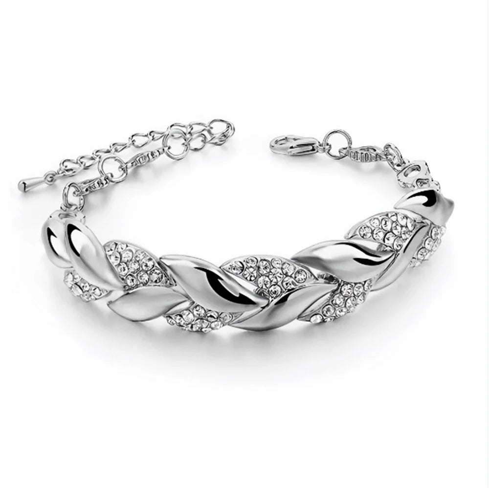 "JEWELRY" Luxury braided leaf-shaped bracelet adorned with crystals, ideal for Valentine's Day. Luxury Love Braided Leaf Bracelet Charm Crystal Wedding Bracelets For Women Valentines Day Gifts Aesthetic Jewelry