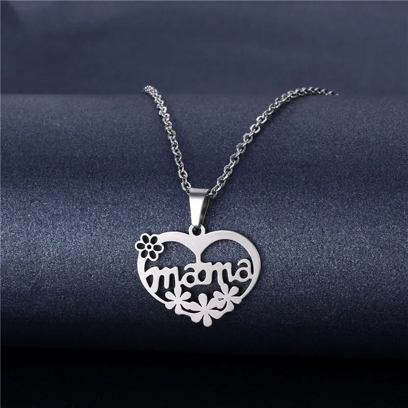 "JEWELRY" "Mom" pendant necklace for Mother's Day, with a name pendant. Mother's Day Mama Letter Pendant Necklace For Women Mom Nameplate Clavicle Chain Choker Stainless Steel Jewelry Minimal Gift