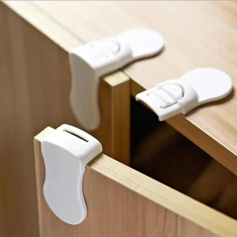 "ACCESSORY" Set of 5 safety locks for drawers and refrigerators, anti-pinch, child protection; 5/1PCS Baby Safety Locks Drawer Lock Anti-Pinching Hand Cabinet White Drawer Locks Refrigerator Lock Buckle Chil