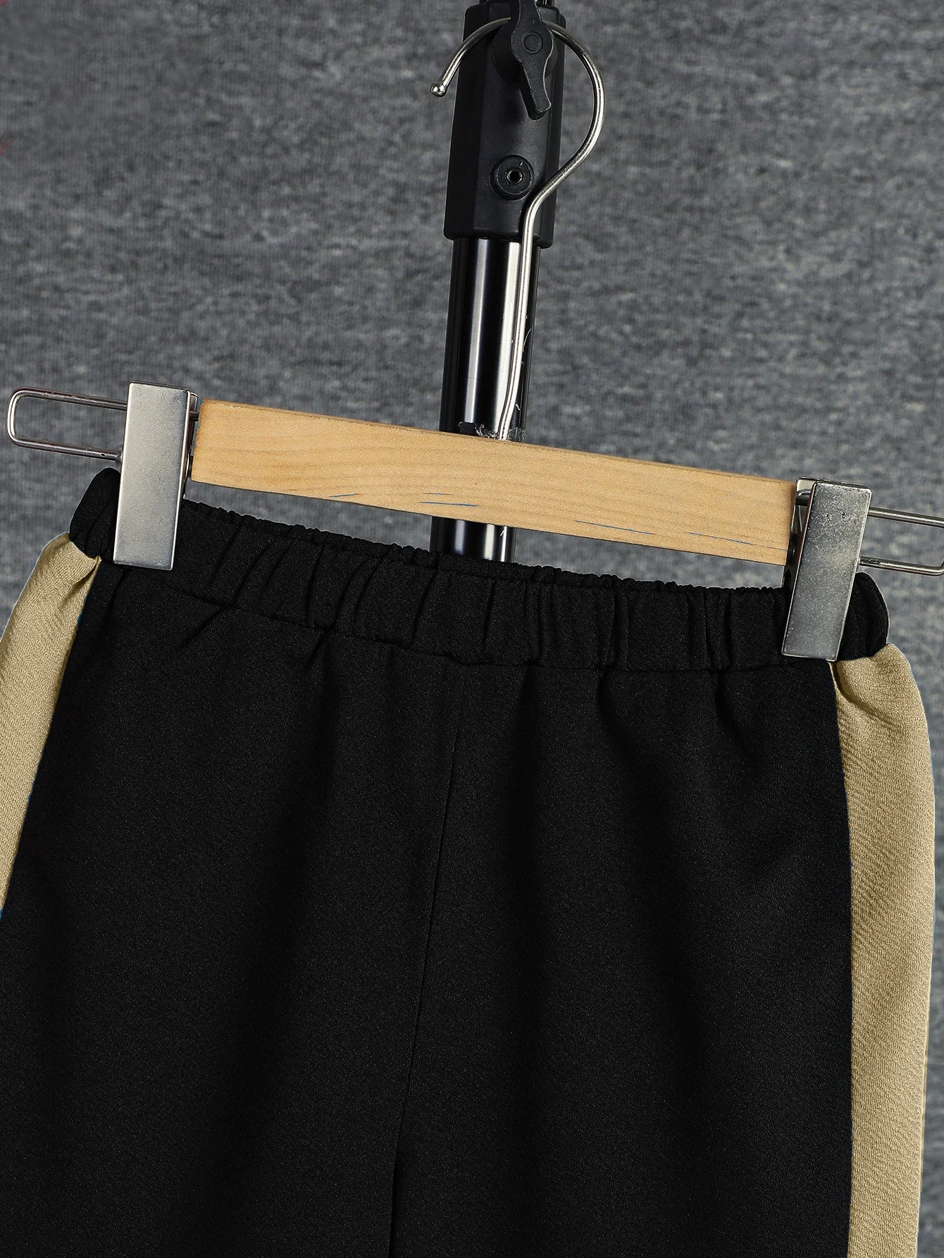 2pcs Boys Casual Colorblock Short Sleeve T-shirt & Shorts Set, Comfy Summer Kids Clothes