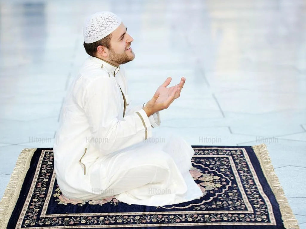 "SPECIAL RAMADAN" VIKAMA Prayer Mat, Islamic Prayer Mat, Muslim Prayer Rug, Soft Prayer Carpet, Used for Ramadan Islamic Prayer Mat of Muslims